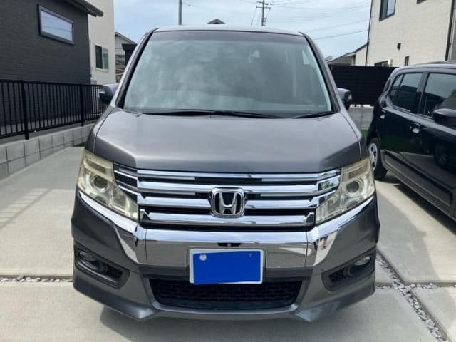 HONDA STEPWAGON SPADA