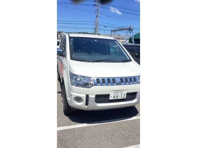 MITSUBISHI DELICA D:5 4WD
