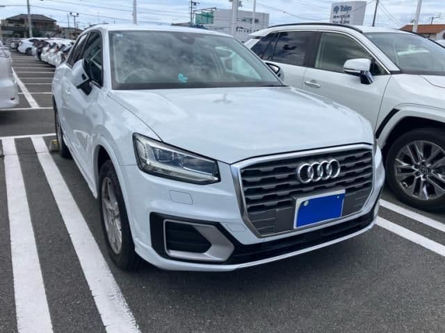 AUDI AUDI Q2
