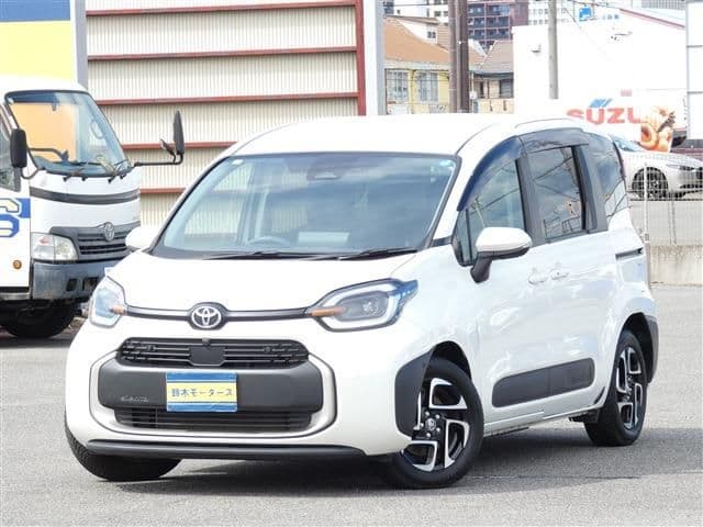 TOYOTA SIENTA HYBRID
