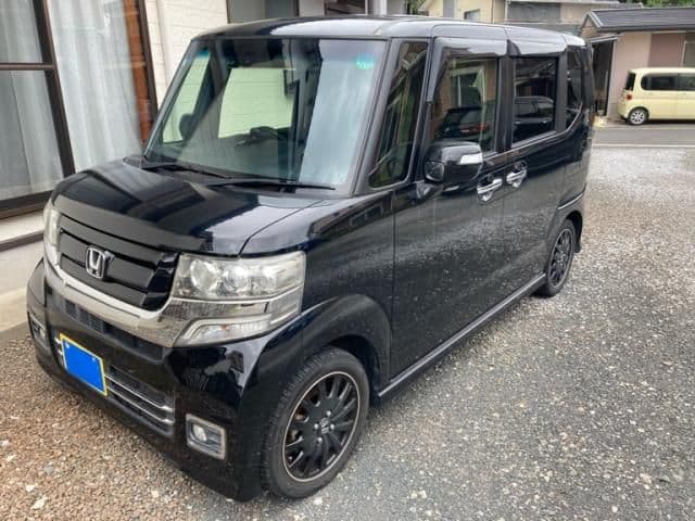 Car image 1