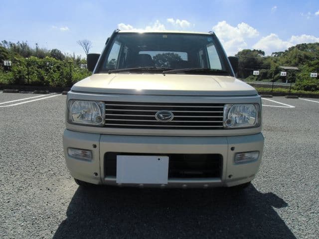 Car thumbnail 4