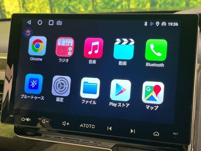 Car thumbnail 3