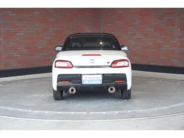 Car thumbnail 3
