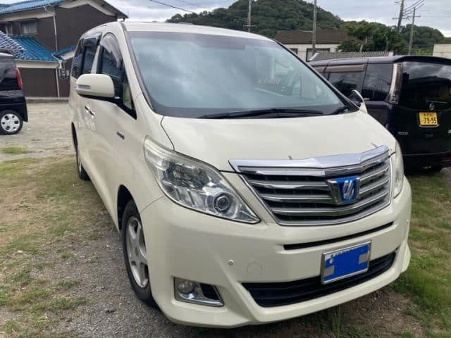 TOYOTA ALPHARD hybrid 4WD