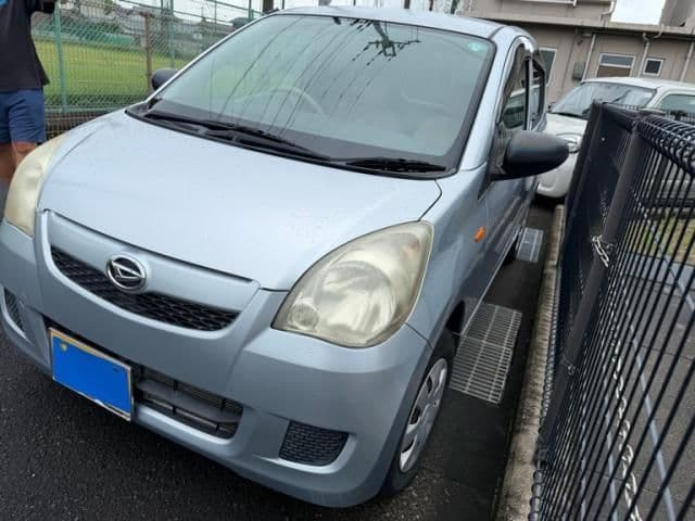 Car thumbnail 2