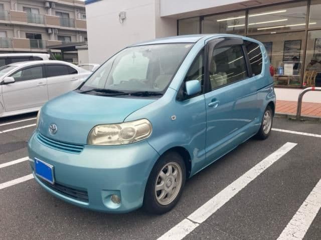 Car thumbnail 3