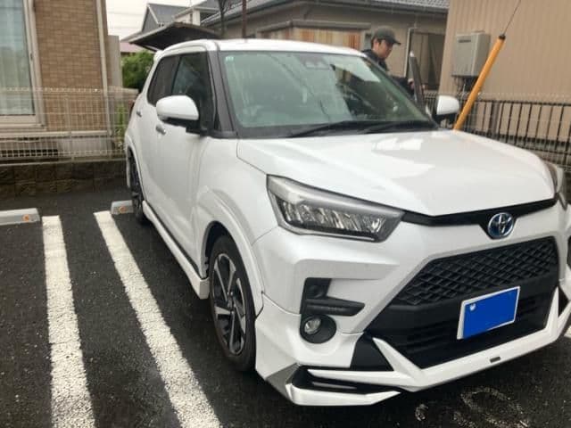 Car thumbnail 3