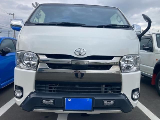TOYOTA HIACE van 4WD