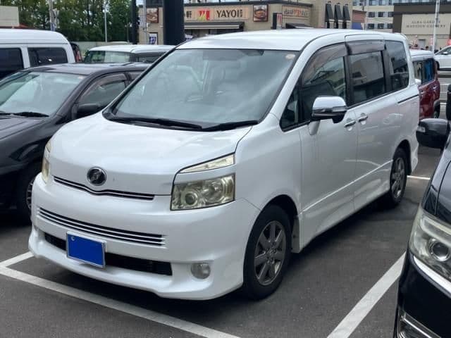 Car thumbnail 3