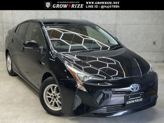 TOYOTA PRIUS 4WD