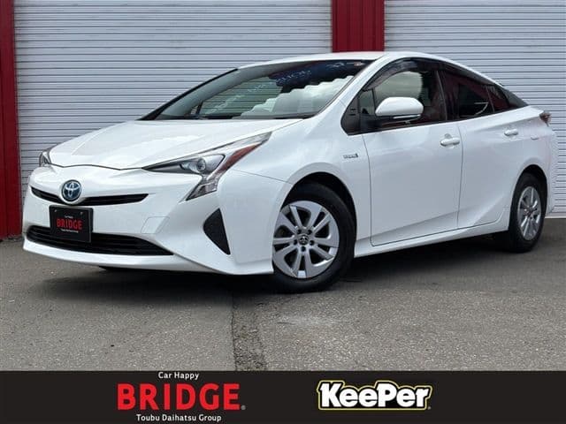 TOYOTA PRIUS 4WD