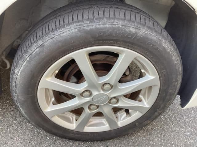 Car thumbnail 3