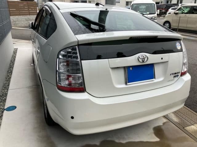 Car thumbnail 2