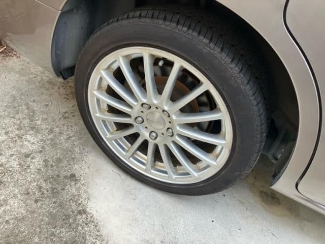 Car thumbnail 3
