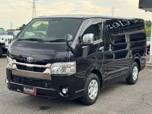 TOYOTA HIACE van 2WD