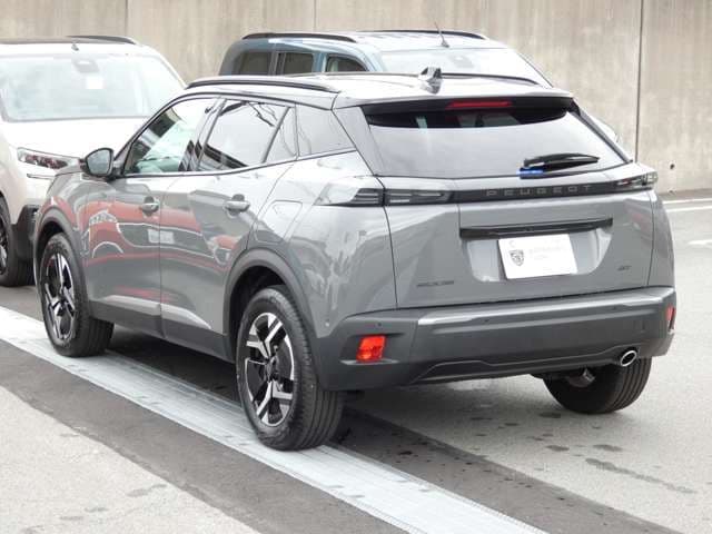 Car thumbnail 2