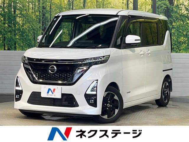 NISSAN ROOX