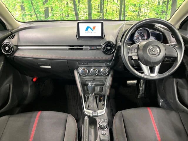 Car thumbnail 3
