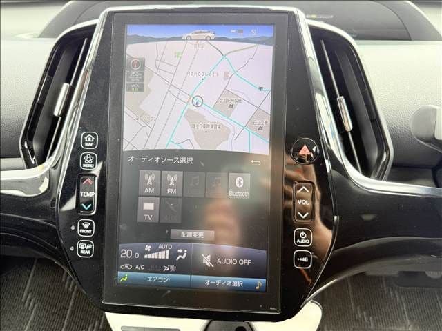 Car thumbnail 3