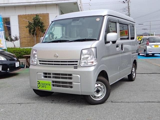 NISSAN NV100 CLIPPER 4WD