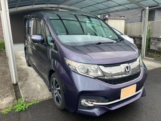 HONDA STEPWAGON SPADA