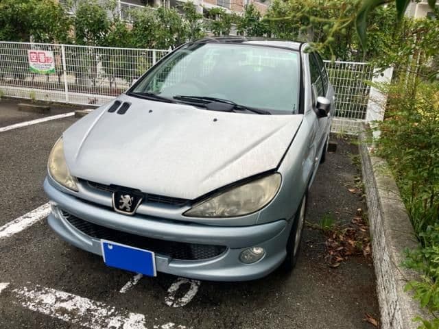 Car image 1