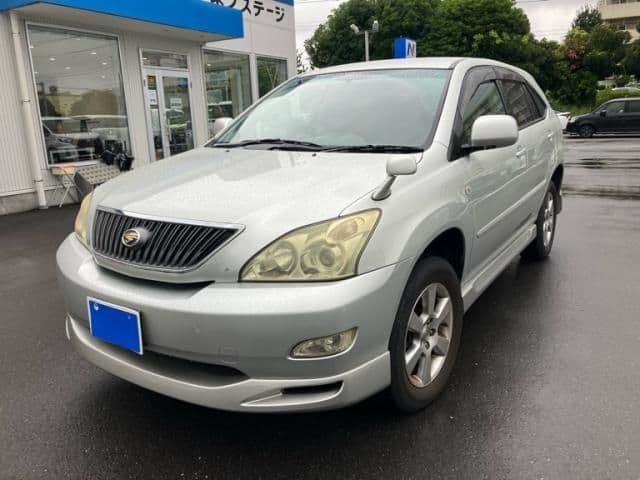 TOYOTA HARRIER 2WD