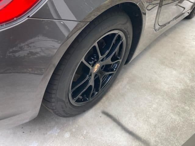 Car thumbnail 3
