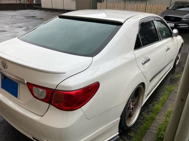 Car thumbnail 4