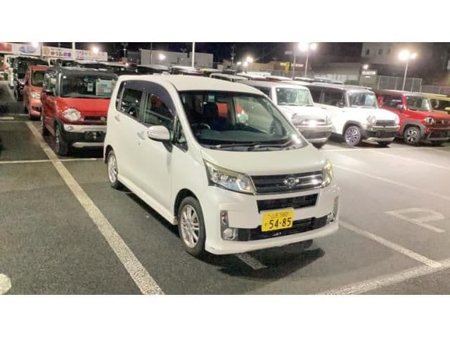 DAIHATSU MOVE CUSTOM 4WD