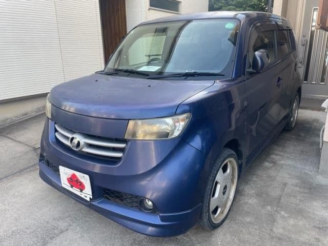 TOYOTA bB