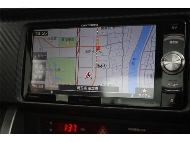 Car thumbnail 2