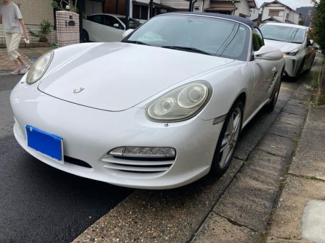 PORSCHE