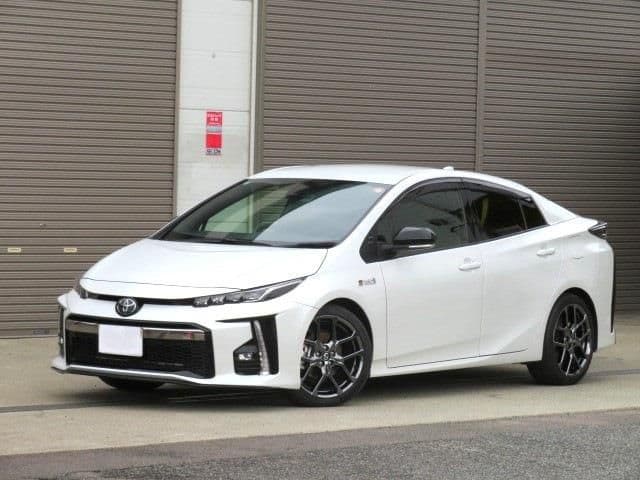 TOYOTA PRIUS PHV