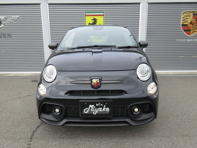 Car thumbnail 4