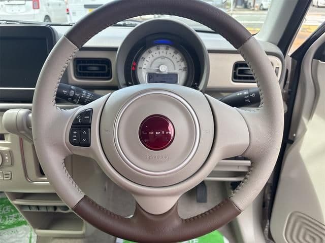 Car thumbnail 4