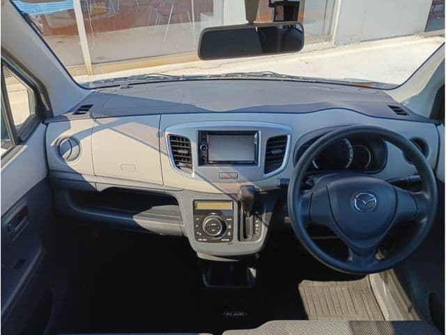 Car thumbnail 2