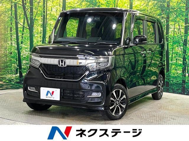 HONDA N BOX CUSTOM 4WD