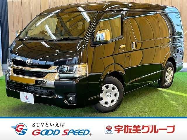 TOYOTA HIACE wagon