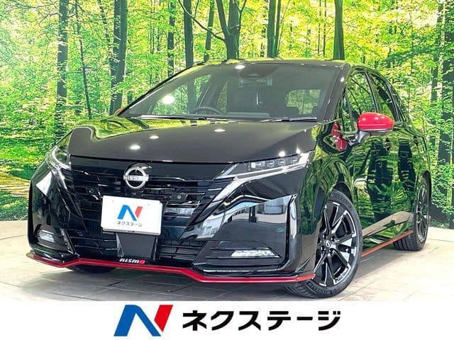NISSAN AURA