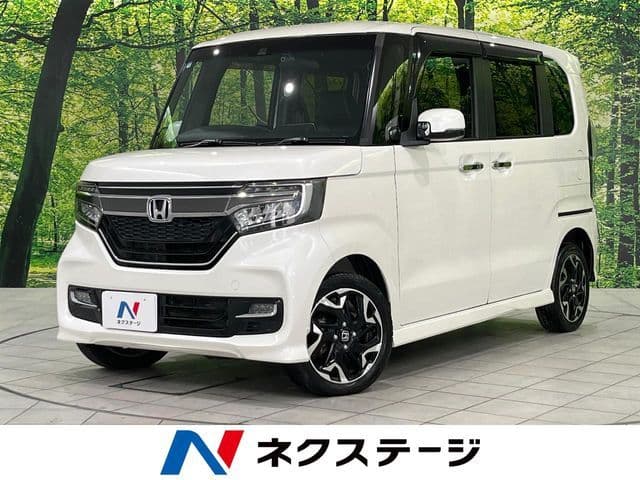 HONDA N BOX CUSTOM 4WD