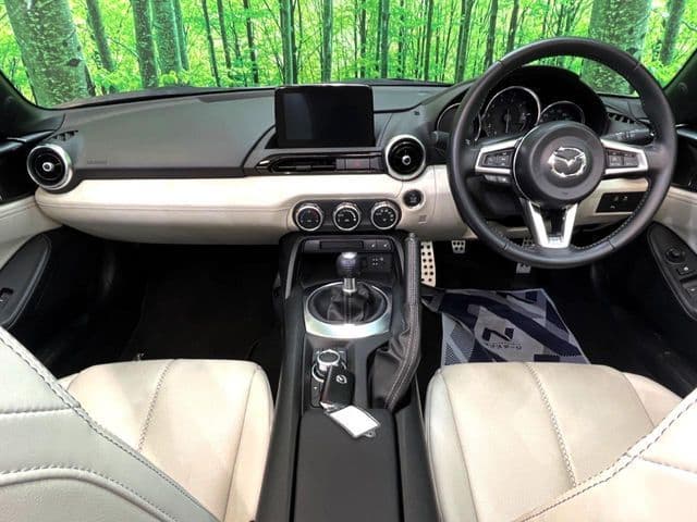 Car thumbnail 2