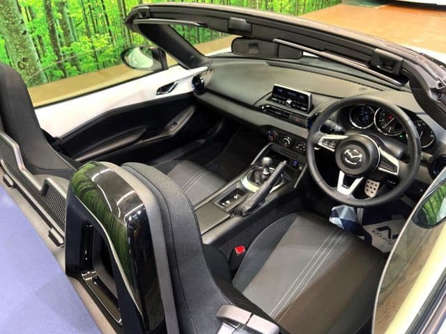 Car thumbnail 2
