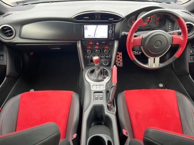 Car thumbnail 2