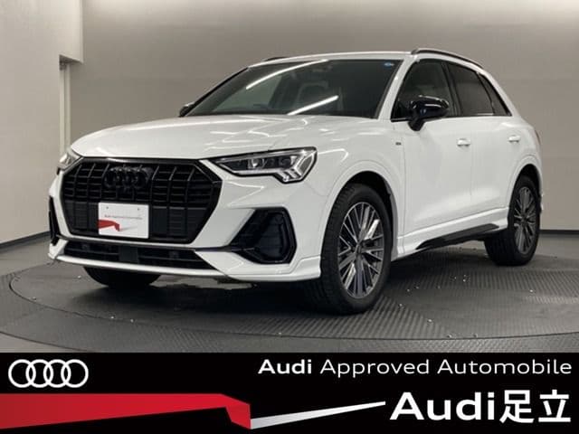 AUDI AUDI Q3