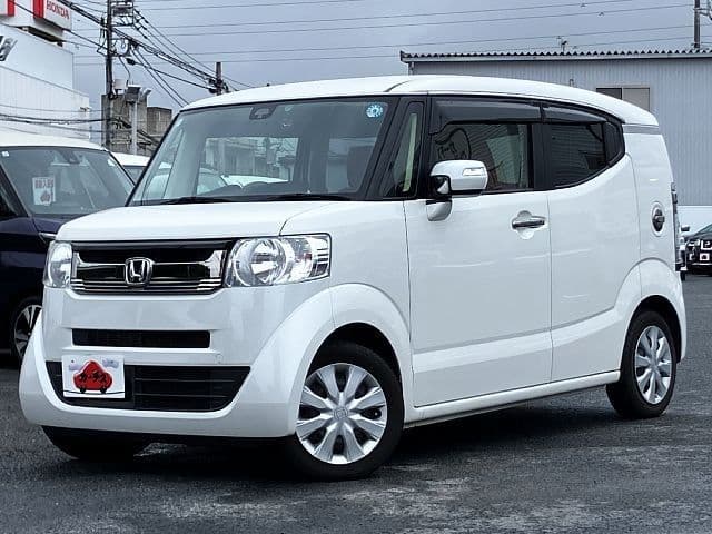 HONDA N BOX SLASH