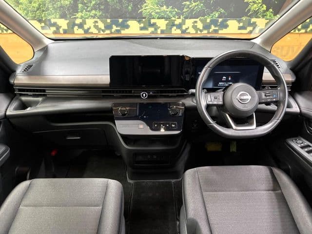 NISSAN