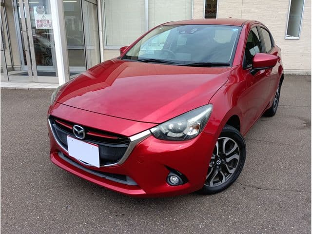 MAZDA DEMIO 4WD