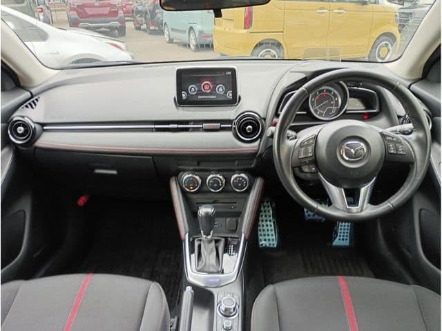 Car thumbnail 3